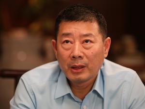 鸿蒙试驾尊,界版实车曝,双尾灯配置,KY体育平台官网,KY体育下载,KY体育直播,KY体育娱乐,KY体育入口