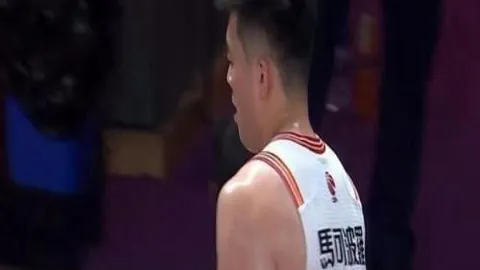 “中国女足3-0大胜乌兹别克斯坦：永川国际女足赛精彩瞬间集锦”